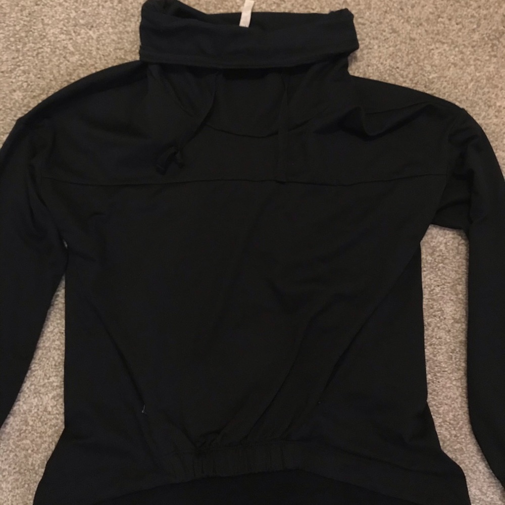 Fabletics Europa Pullover - image 2